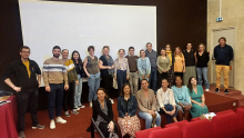 Des enseignants sont réunis dans une salle pour la présentation du nouveau parcours